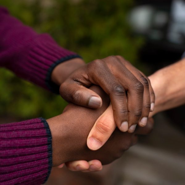 hands-holding-each-other-support